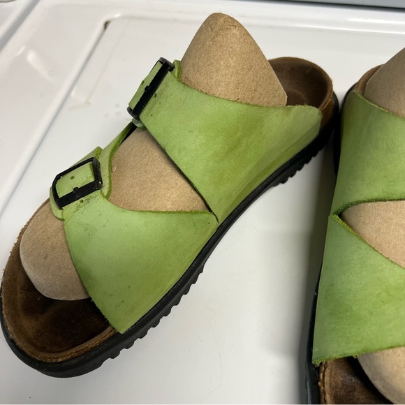 Birkenstock Betula platform Arizona 2 strap slide neon green leather black buckl - Picture 5 of 12